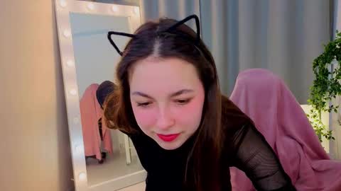 Snapshot of bellasvity chatting on March 3, 5:02 am Bella online show from March 3, 5:02 am