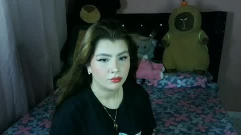 Snapshot of bellatrix_colen chatting on April 21, 11:07 pm Aleja online show from April 21, 11:07 pm