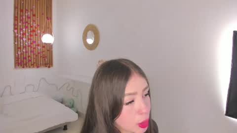 Snapshot of bellawoods_ chatting on June 21, 4:31 pm laukyubey online show from June 21, 4:31 pm