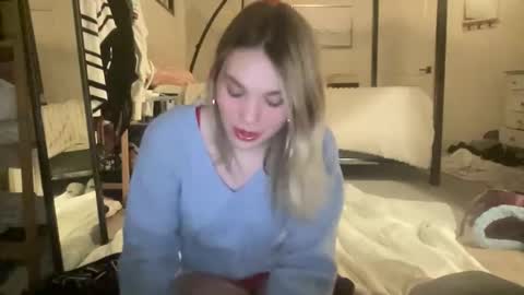 Bella 3 online show from March 13, 4:52 am