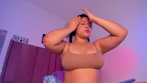 Bella online show from December 10, 7:11 pm