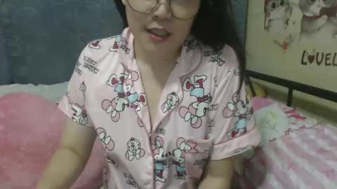 Snapshot of bellbabe chatting on January 16, 9:08 pm Bella online show from January 16, 9:08 pm