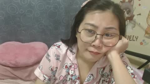 Snapshot of bellbabe chatting on January 21, 7:06 pm Bella online show from January 21, 7:06 pm