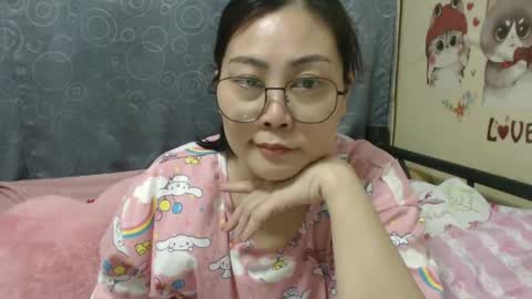 Snapshot of bellbabe chatting on February 7, 6:35 am Bella online show from February 7, 6:35 am