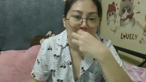 Snapshot of bellbabe chatting on September 10, 9:09 am Bella online show from September 10, 9:09 am