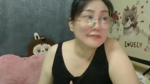 Snapshot of bellbabe chatting on October 2, 5:14 am Bella online show from October 2, 5:14 am