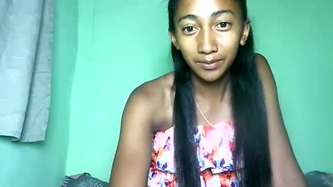 Snapshot of belle_annah chatting on March 22, 12:47 am belle_annah online show from March 22, 12:47 am