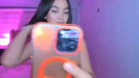 Snapshot of belle_moonlight chatting on May 29, 12:03 pm BelleBirkins online show from May 29, 12:03 pm