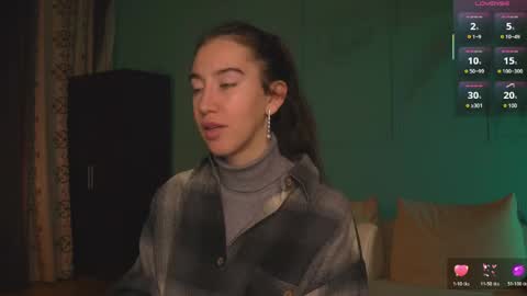 Snapshot of belle_via chatting on April 24, 4:53 pm Bella online show from April 24, 4:53 pm
