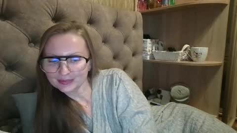 Amelia online show from October 12, 3:55 pm