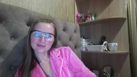Amelia online show from October 21, 5:35 pm