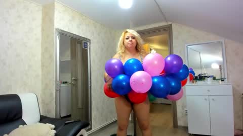 Vivi online show from November 6, 5:41 am