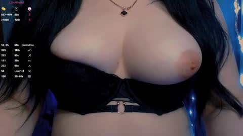 Snapshot of bellelovexx chatting on May 30, 11:57 pm Hello I am kind friendly and cute girl online show from May 30, 11:57 pm