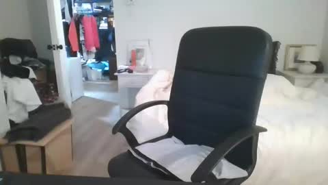 bellequeue19758 online show from November 19, 11:10 am