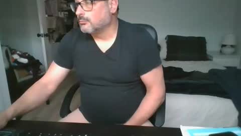 bellequeue19758 online show from December 14, 12:54 pm