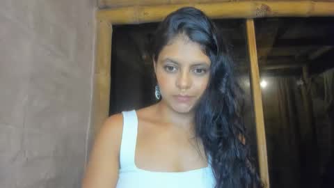 Snapshot of bellezacosmica chatting on May 7, 2:28 am bellezacosmica online show from May 7, 2:28 am