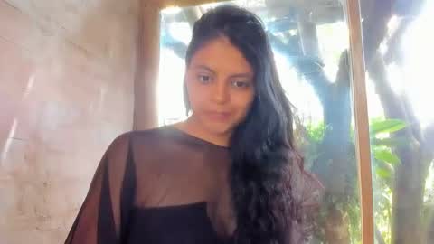 Snapshot of bellezacosmica chatting on May 14, 1:51 pm bellezacosmica online show from May 14, 1:51 pm
