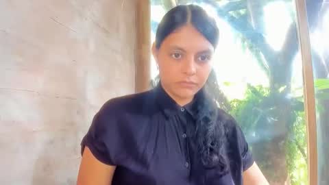 Snapshot of bellezacosmica chatting on May 27, 2:14 pm bellezacosmica online show from May 27, 2:14 pm