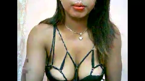 Snapshot of bellibellah chatting on May 28, 6:00 am BelliBellah online show from May 28, 6:00 am