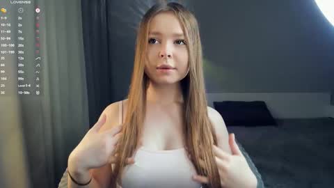 Bella online show from October 5, 6:17 pm