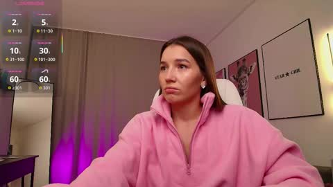 Bella online show from November 25, 1:38 am