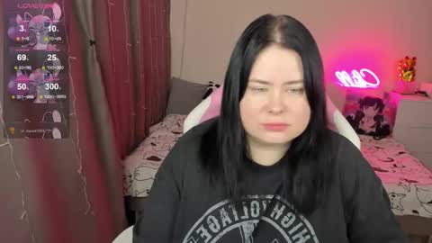 LinaBoo online show from February 9, 4:49 am