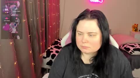 LinaBoo online show from March 3, 4:51 am