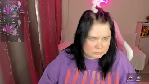 LinaBoo online show from April 15, 7:37 am