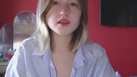 Snapshot of belovedmary chatting on June 29, 11:43 am belovedmary online show from June 29, 11:43 am