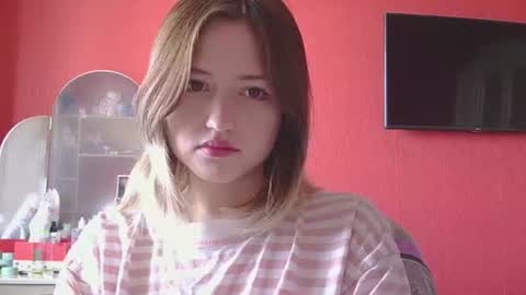 Snapshot of belovedmary chatting on July 5, 9:38 am belovedmary online show from July 5, 9:38 am