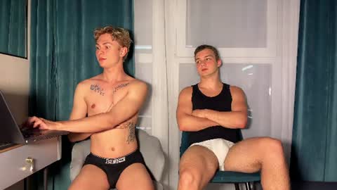 ben_harmon online show from July 22, 6:22 pm