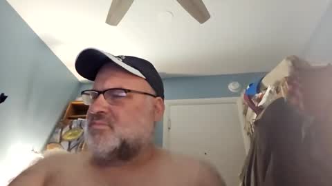 Bendavewill online show from December 4, 10:24 am