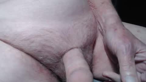 Snapshot of bender41 chatting on October 5, 4:11 am bender41 online show from October 5, 4:11 am