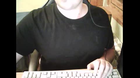 Snapshot of bender_35 chatting on December 19, 12:34 am bender_35 online show from December 19, 12:34 am