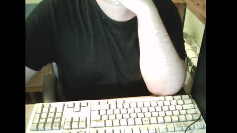 Snapshot of bender_35 chatting on February 26, 12:38 am bender_35 online show from February 26, 12:38 am