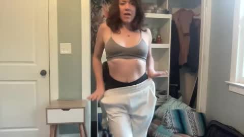 bendlikebecks online show from December 4, 1:31 pm