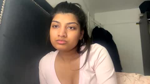 bengalibaddie7_x online show from May 13, 2:20 am