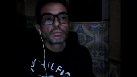 benidorm9 online show from May 17, 12:41 am