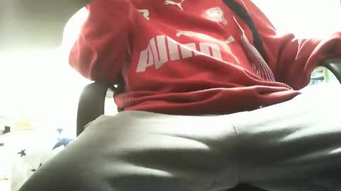 Snapshot of beninoam75 chatting on December 12, 2:00 pm beninoam75 online show from December 12, 2:00 pm