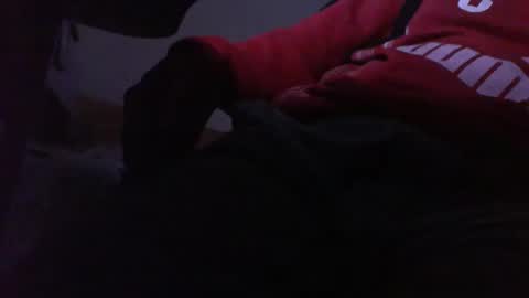 Snapshot of beninoam75 chatting on December 17, 7:37 pm beninoam75 online show from December 17, 7:37 pm