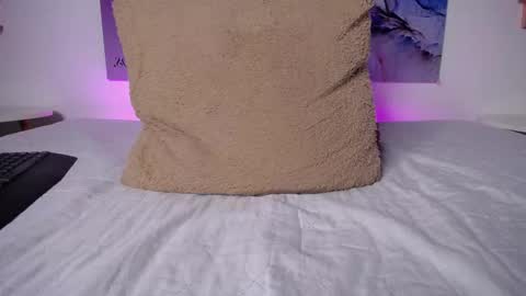 Snapshot of benjamin_gray chatting on November 10, 8:52 pm jeison online show from November 10, 8:52 pm