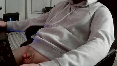 benjisaan online show from March 21, 10:42 am