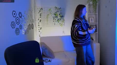 Snapshot of benny_duglas chatting on February 10, 10:30 am Benny online show from February 10, 10:30 am