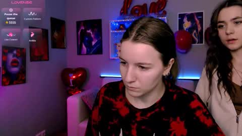 Snapshot of benny_duglas chatting on February 24, 10:57 am Benny online show from February 24, 10:57 am