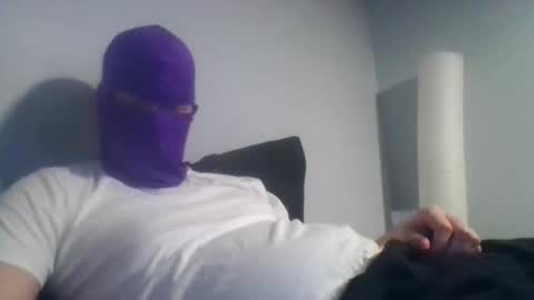 bennybueno online show from April 11, 3:11 am