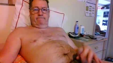 bennybutterfly007 online show from April 21, 10:54 am