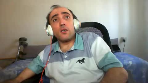 bentish online show from November 1, 9:33 am