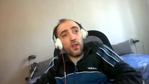 bentish online show from November 27, 8:05 am