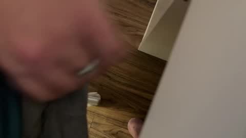 Snapshot of bentley507070 chatting on February 25, 12:47 am Ben online show from February 25, 12:47 am