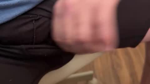 Snapshot of bentley507070 chatting on November 10, 6:40 pm Ben online show from November 10, 6:40 pm